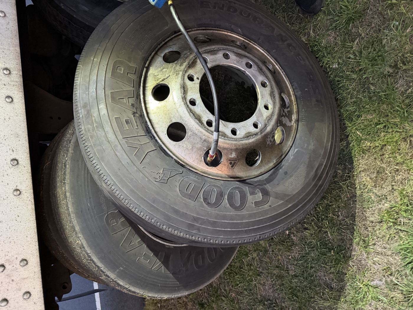Semi truck tandem tires Goodyear 295/75R22.5 South Jersey NJ